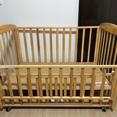 【値下げ中】KATOJI カトージ　ベビーベッド　70x120cmの画像