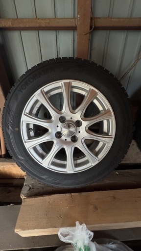 スタッドレスタイヤ