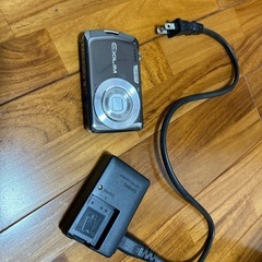デジカメ　取り引き中　　 