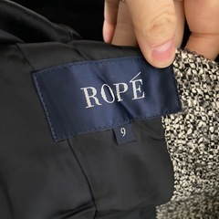 ROPEノーカラージャケット7号寄り細身の画像
