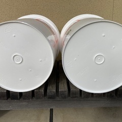 プラスチックペール缶　2個【ふた付】20Ｌ　バケツ　洗濯　靴洗い　メダカの画像