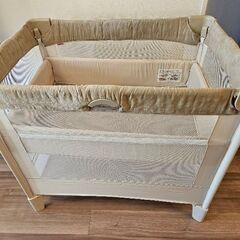 アップリカ ココネルエアープラス+ベビー寝具一式の画像