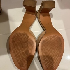 美品　ZARA ヒールミュールサンダル24センチ　スエード素材　 の画像