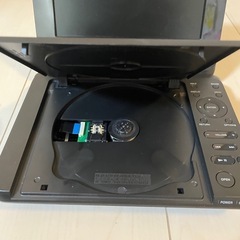 SONY ポータブルDVDプレーヤー DVP-FX780     の画像