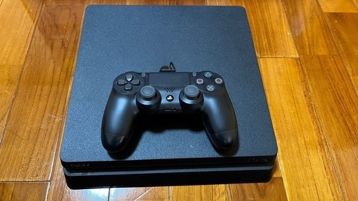Sony PlayStation 4 500GB 本体　CUH-2000A