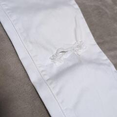 UNIQLO ダメージジーンズ 24インチの画像