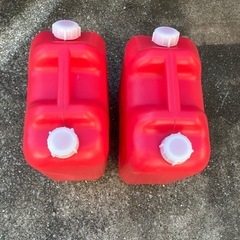 灯油缶　ポリタンク