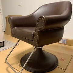  【値段交渉可】油圧式昇降椅子 ビンテージサロン仕様チェア 
自宅にもおしゃれ○ ゆったり椅子の画像