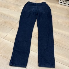 レディース　デニムパンツ　Mサイズの画像