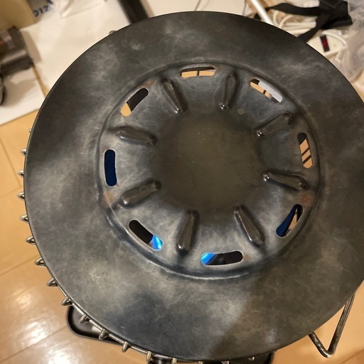 商談中　
アラジン　石油ストーブ　BF3903 