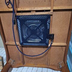 赤外線こたつです。