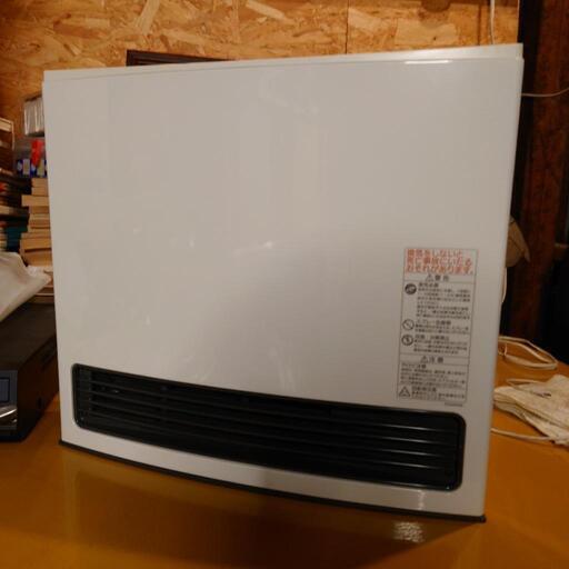 NORITZ　ガスファンヒーター　gfh-4003s-w5