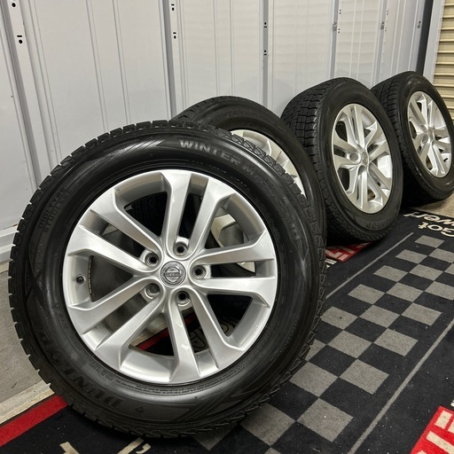 エクストレイル純正ホイール　225/65R17 ウインターマックス　2018年製　ダンロップ　スタッドレス