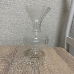 【無料】花瓶　ガラス　の画像