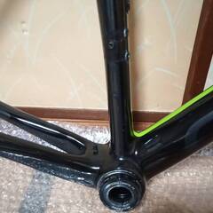 キャノンデール スーパーシックス エボ 44  カーボン シマノクランク用 CANNONDALE SUPERSIX EVO 2016  軽量　訳アリ　フロントシングル　11速の画像