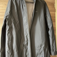 ラコステ 黒ジャンパーの画像