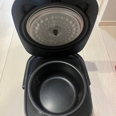 炊飯器の画像