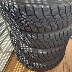 スタッドレスタイヤ155/65R14　