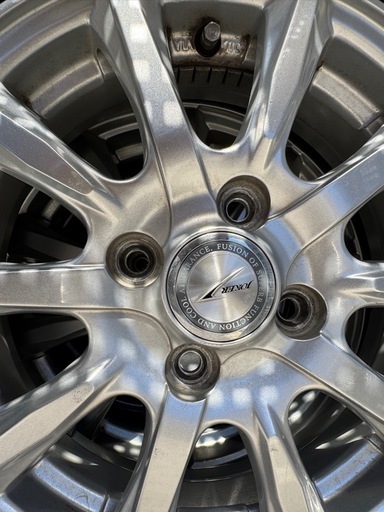 スタッドレスタイヤ155/65R14　