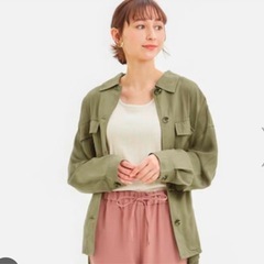 SALE❗️GU ダブルポケットワークシャツLサイズの画像