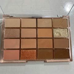 値下げ！WAKEMAKE  ウェイクメイク　韓国コスメ　アイシャドウパレット　ソフトブラーリングアイパレット07  ソーダコーラルブラーリング　コスメ　化粧品　アイメイクの画像