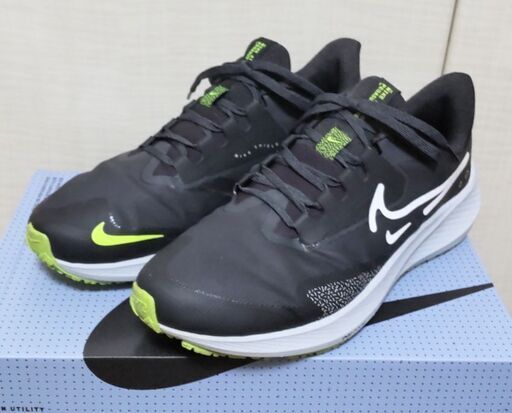 中古・美品・完売 26.5cm ナイキ ペガサス39 シールド ウィメンズ NIKE Women's Pegasus 39 Shield ブラック/ダークスモークグレー/ボルト/ホワイト DO7626-002