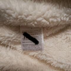 【80サイズ】もこもこベスト(中古品)の画像