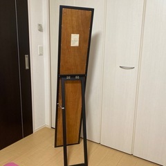 スタンドミラーの画像