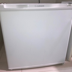 ホテルサイズ冷蔵庫お譲りします