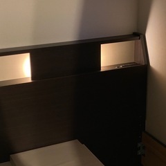 【値段交渉可】ベッド　収納・照明・コンセント付きの画像