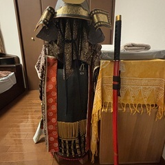 甲冑と刀(自力で持って帰れる方限定)