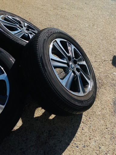トヨタ　ノア　純正 タイヤ　ホイール　Toyota Noah tyre alloy wheel TOYOTA (トヨタ) NOAH(ノア)・VOXY (ヴォクシー) 純正 16×6J(+50 