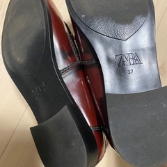 Zara ローファー 靴の画像