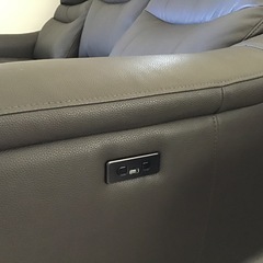 電動リクライニングソファーの画像