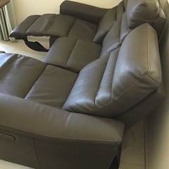 電動リクライニングソファーの画像