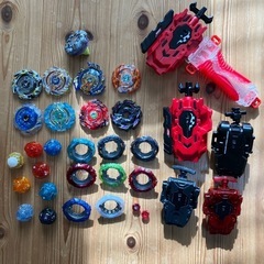 【決まりました】中古　ベイブレードセット