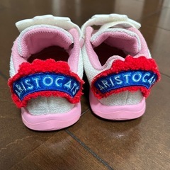 adidas キッズ　スニーカーの画像