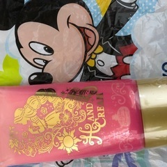 ディズニー　ハンドクリーム