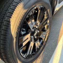 デリカD5 シャモニー　純正タイヤ&
ホイール　新車外し　225...