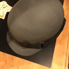 ウィンタースポーツ用　ヘルメット