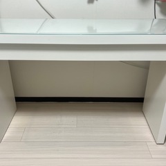 IKEA マルム　ドレッサー　テーブル 