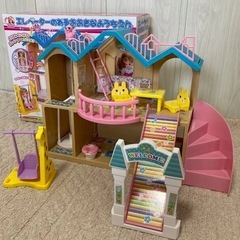 リカちゃん　エレベーターのある おおきなようちえんの画像