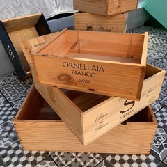 ワインの木箱　空き箱の画像