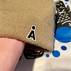 ALAND／Aロゴ BEANIE  ニット帽　ベージュの画像