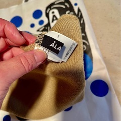 ALAND／Aロゴ BEANIE  ニット帽　ベージュの画像