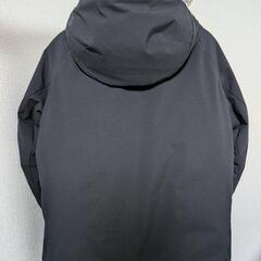 【美品】UNIQLO ユニクロ ハイブリッドダウンパーカー 3Dカット Lサイズ ダウンジャケットの画像