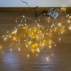 クリスマス飾り　LEDジュエリーライト（コロナ産業株式会社商品）　100球　10M 　電球色　中古の画像