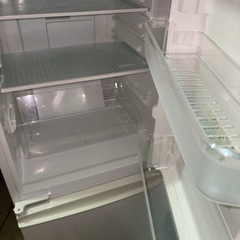 SHARP シャープ 2ドア 冷蔵庫 SJ-614-W 2007年製 135ℓの画像