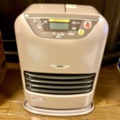 日立　石油ファンヒーター