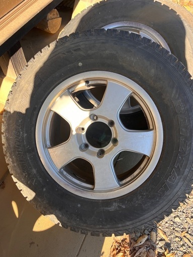 スタッドレス　ランクルプラド150　265/65/R/17 ブリザック
